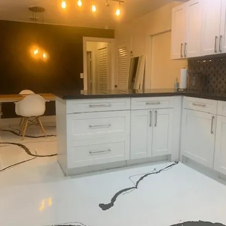 Modern Spanish Villa- Pool- By River-Tropical !!! Fort Lauderdale Esterno foto