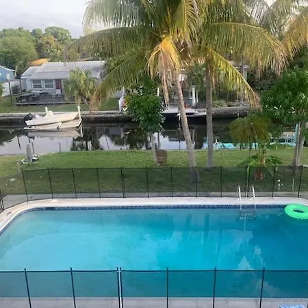 Modern Spanish Villa- Pool- By River-Tropical !!! Fort Lauderdale Esterno foto